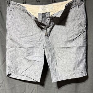 Abercrombie & Fitch Light Gray Men's Flat Front Shorts